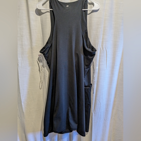 Marika brand black dress with built in bra. - Picture 4 of 6